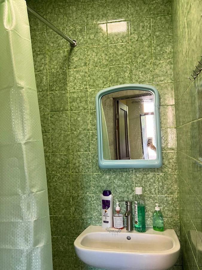 Vahe'S Family Guest House Front يريفان المظهر الخارجي الصورة