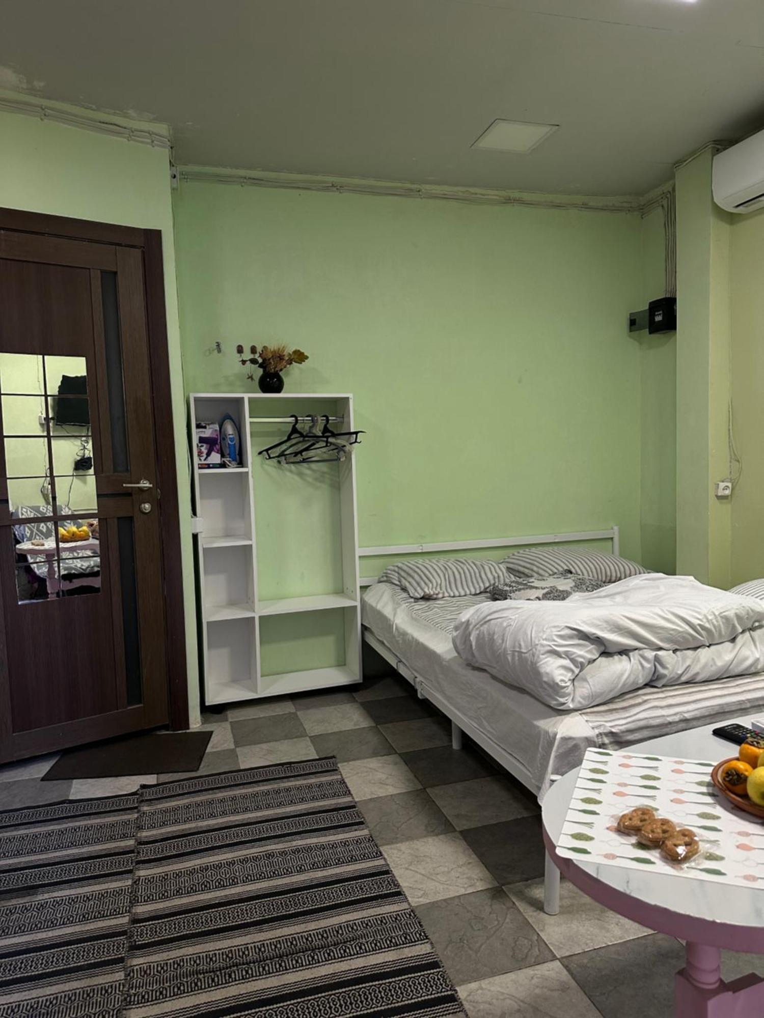 Vahe'S Family Guest House Front يريفان المظهر الخارجي الصورة